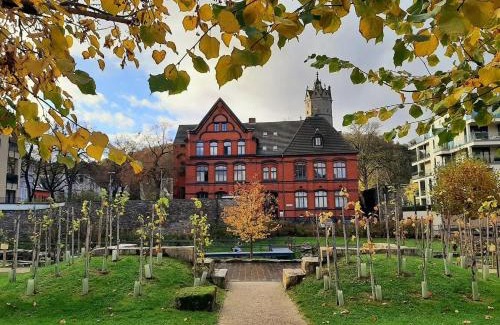 Pellenz Apartment | back to school (rote Schule)