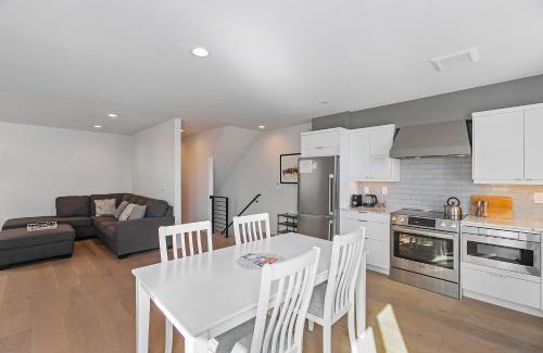 East Queen Anne House | Back to The Future Sweet Suites