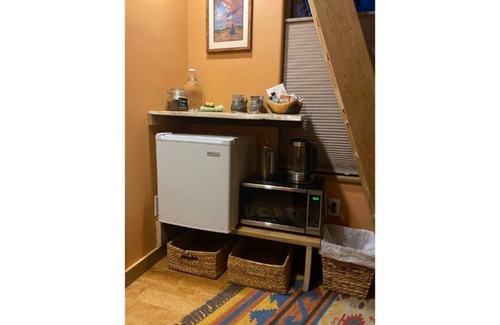 Glenwood Springs House | Backyard Bungalow