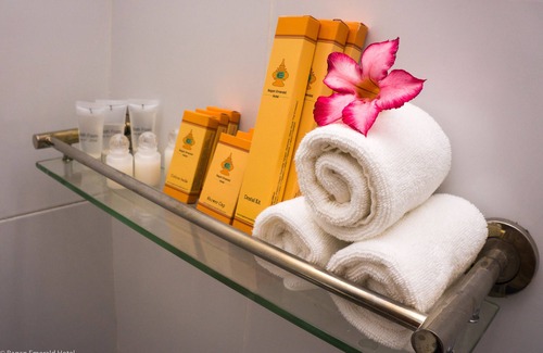 Nyaung-U Hotel | Bagan Emerald Hotel