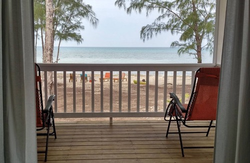 Tarpum Bay House | "Baha Mara" - New Tarpum Bay Beachfront