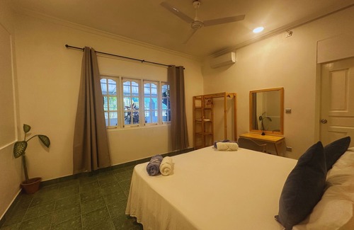 Himmafushi House | Bahaaru Villa Surf and Stay