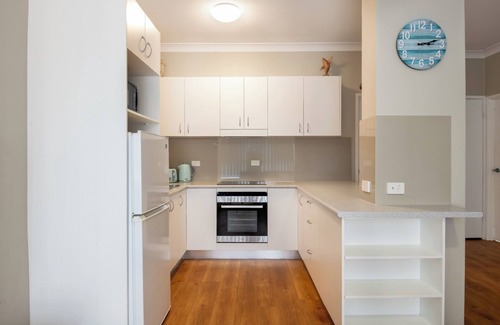 Woolgoolga Apartment | Baharini Bliss