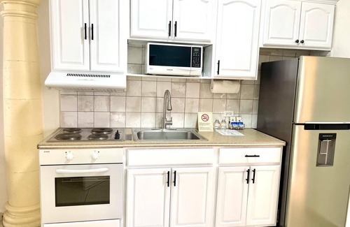 Simpson Bay Hotel | Baker's Suites