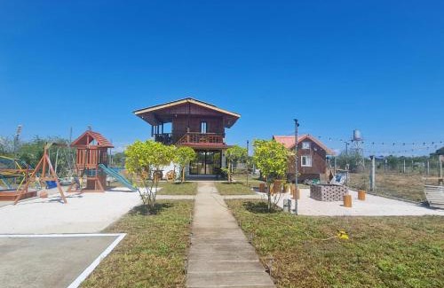 San Juan House | Balai Elmienna - solar powered farm house with pool