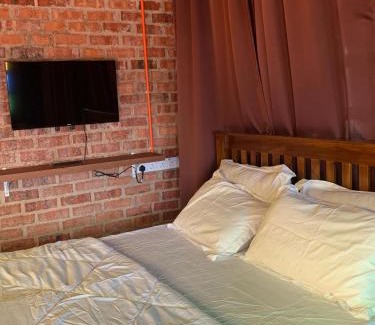 Sungai Jarom Ski Chalet | Balam Inn Homestay & Chalet