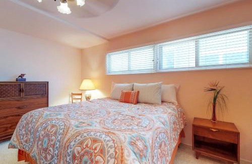 West Newport House | Balboa Blue Lagoon