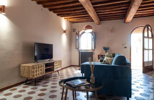 San Miniato Apartment | Balconevisi Elegant Home