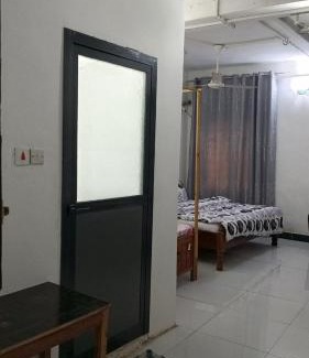 Stone Town House | Balcony Bliss & Private Bath at Mamdalis