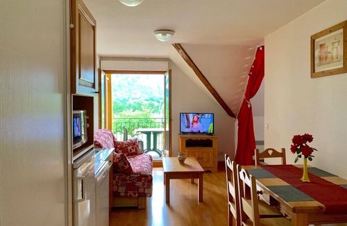 Giez Apartment | BALCONY GOLF with pool 5 minutes from Lake Annecy mountains of Haute Savoie