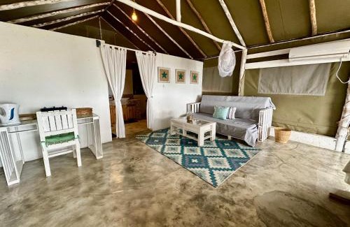 Zitundo Ski Chalet | Baleia Azul Luxury Tent no 7