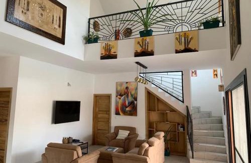 Nianing Villa | Bali au Sénégal, wifi, piscine, parking, plage