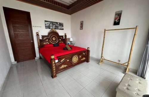 Besakih House | Bali Basuki Retreat Center