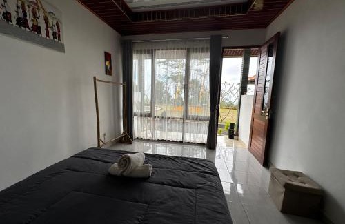 Besakih House | Bali Basuki Retreat Center