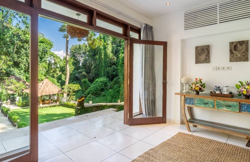 Cepaka Villa | Balinese Villa With Private Plunge Retreat