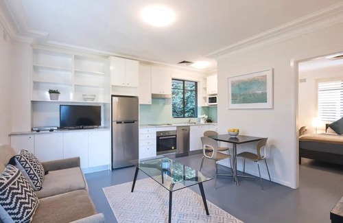 Mosman Apartment | Ballantyne at Mosman: 1 Bedroom Serviced Apartment