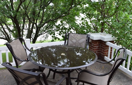 Dyersville House | Ballpark Bungalow in Dyersville, Iowa