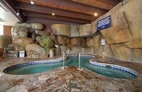Stateline Resort | Bally's Lake Tahoe Casino Resort