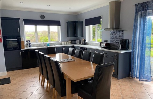 Cahore Ski Chalet | Ballygarrett Holiday Home