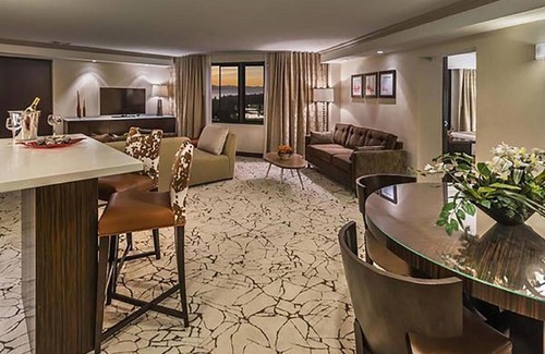 Stateline Hotel | Bally’s Lake Tahoe Casino Resort