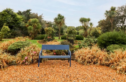 Rosslare Cottage | BALLYSHEEN HOUSE, pet friendly in Rosslare Harbour, County Wexford