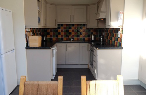 Ballyvaughan Cottage | Ballyvaughan No 15 - a bungalow that sleeps 7 guests in 3 bedrooms