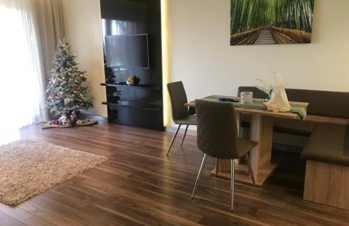 Velence Apartment | Bamboo Garden & Wellness