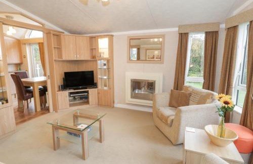 Brynteg House | Banadlen Lodge