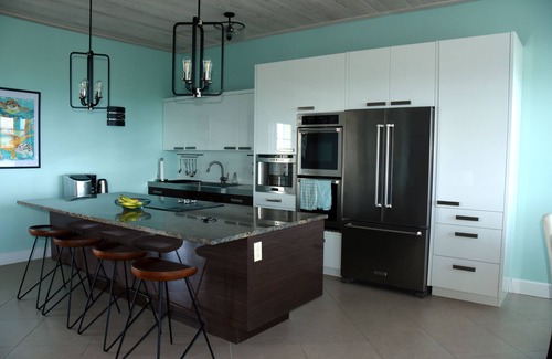 Green Turtle Cay House | Bananaquit - a Spectacular House Overlooking Bita Bay with pool.