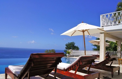 Soufriere Villa | Bananaquit House, large hillside Villa, Piton View - Direct from Owner