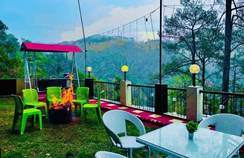 Pathalgaon Hotel | Bangra Farm House