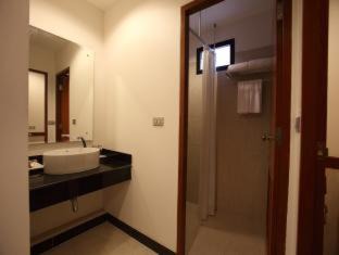 Ban Bang Saen Hotel | Bangsaen Heritage Hotel