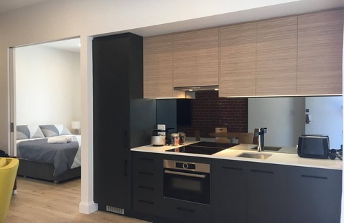 Semaphore Apartment | Bank Teller 1 Bedroom ApartmentnClose to Semaphore beach