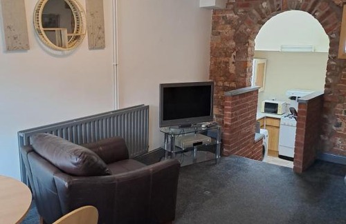 Forsbrook House | Bank Top Farm Cottages