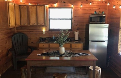 Moulton Cabin | Bankhead Hideaway -Peaceful Getaway