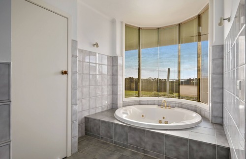Newhaven House | Banksia Park Estate