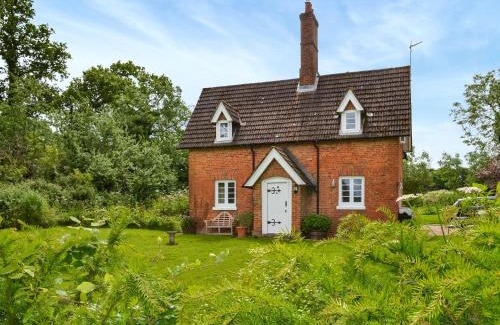 Spilsby House | Bankside Cottage