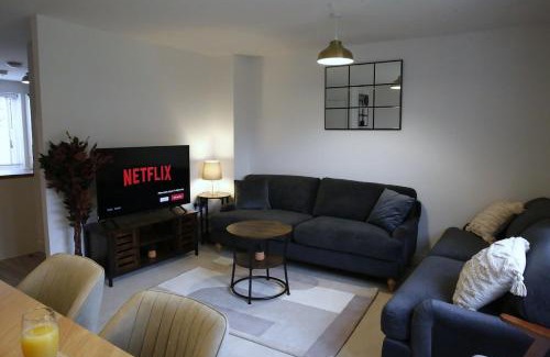 Middleton Cheney House | Bankside Stays, Banbury