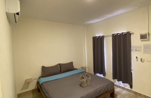 Tha Bo Hostel | Bansuanvintagehotel