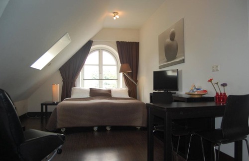 Steenbergen Hotel | Bar-Bistro-Hotel DOK