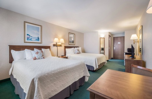 Baraga Hotel | Baraga Lakeside Inn