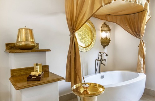 Dongwe Hotel | Baraza Resort & Spa Zanzibar