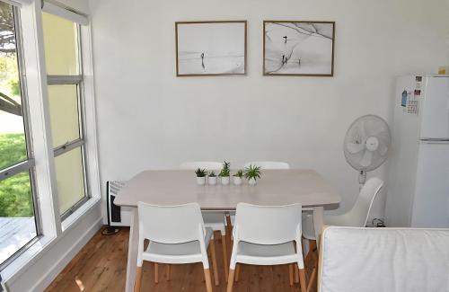 Tomakin House | Barefoot Bungalow