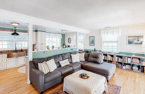 Sandbridge House | Barefoot Bungalow