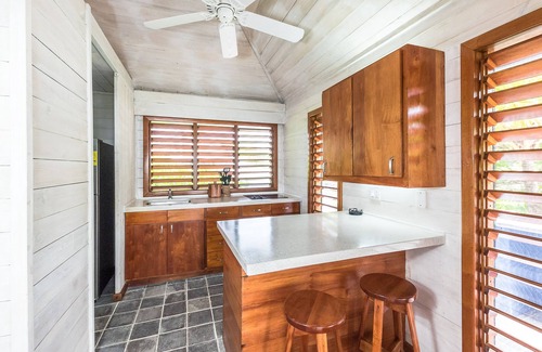 Brick Bay Resort | Barefoot Cay Resort
