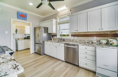 Fort Morgan House | Barefoot Gypsy - Pet Friendly Beach House