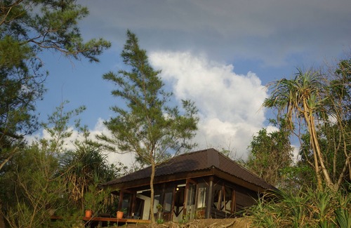 Kudat Ski Chalet | Barefoot Luxury Beach Chalet At The Tip Of Borneo