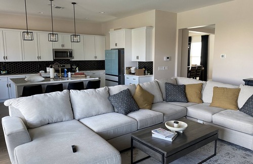 Buckeye House | Barefoot Villa, take your shoes off and stay a while!