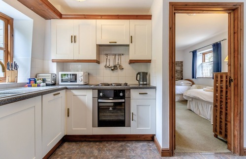 Felindre House | Barn End - Three Bedroom House, Sleeps 5