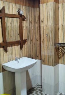 Ella Cabin | Barn Hills